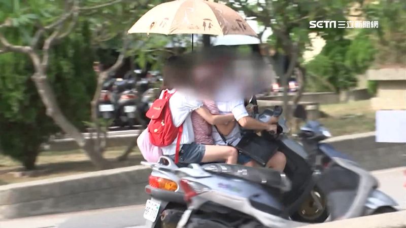 獨 連假塞爆小琉球 機車不夠租 竟上演 危險四貼 嚇壞 生活 三立新聞網setn Com