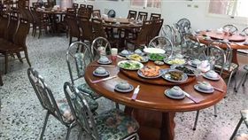 連假花蓮知名餐廳僅一桌客　老闆娘曝「恐怖真相」（圖／翻攝自爆廢公社公開版）