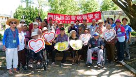 門諾基金會送餐服務升級　公益短片籌募經費花蓮門諾基金會推出送餐服務超過20年，每天服務超過550名長輩，今年計畫擴大服務範圍，藉由拍攝公益短片「送愛偏鄉，好好吃飯」籌募經費。（門諾基金會提供）中央社記者張祈傳真　108年10月11日