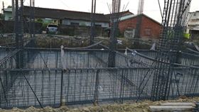 做工,工人,老年人,年輕人,爆怨公社　圖／翻攝自臉書爆怨公社