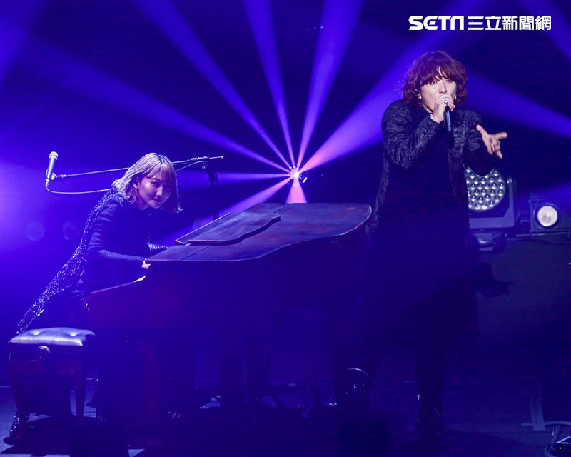 日本搖滾團體「SEKAI NO OWARI」（世界末日）巡迴演唱會台北場。（圖／記者林士傑攝影）