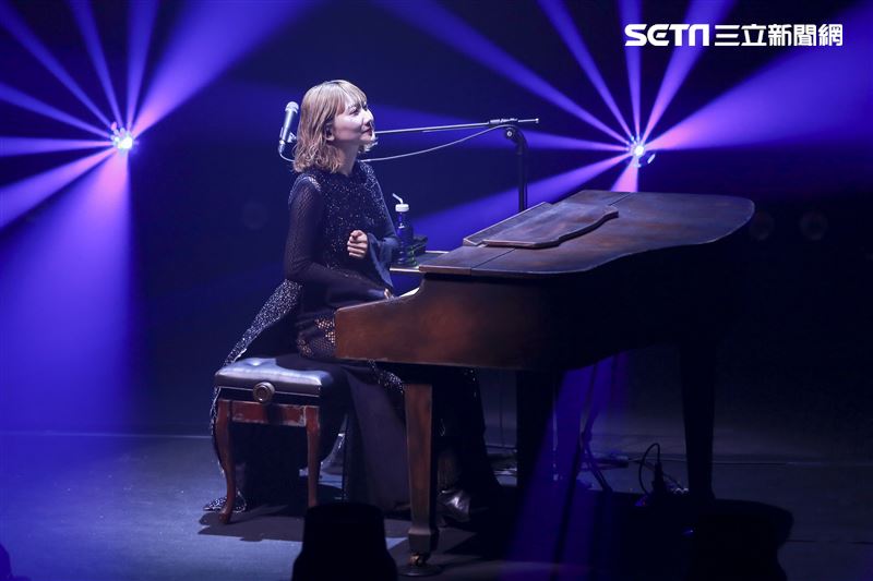 日本搖滾團體「SEKAI NO OWARI」（世界末日）巡迴演唱會台北場。（圖／記者林士傑攝影）