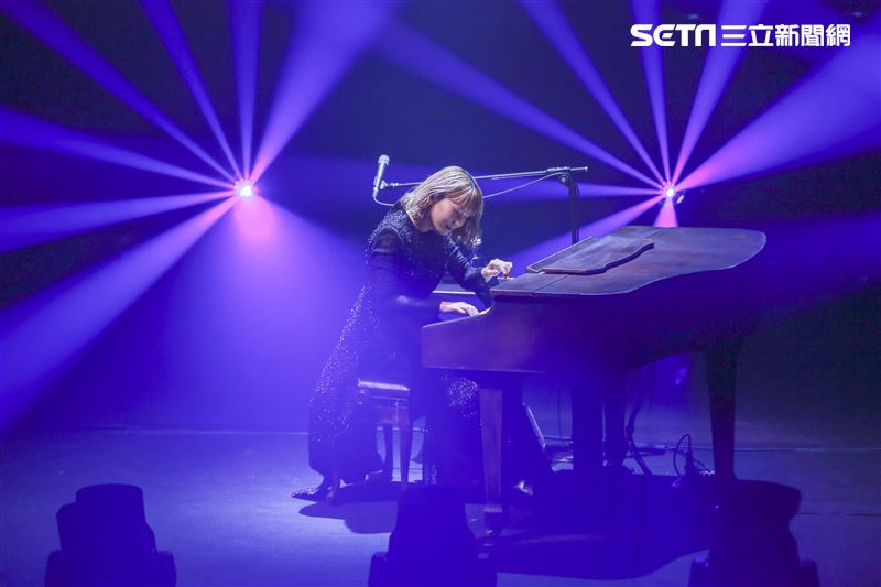 日本搖滾團體「SEKAI NO OWARI」（世界末日）巡迴演唱會台北場。（圖／記者林士傑攝影）