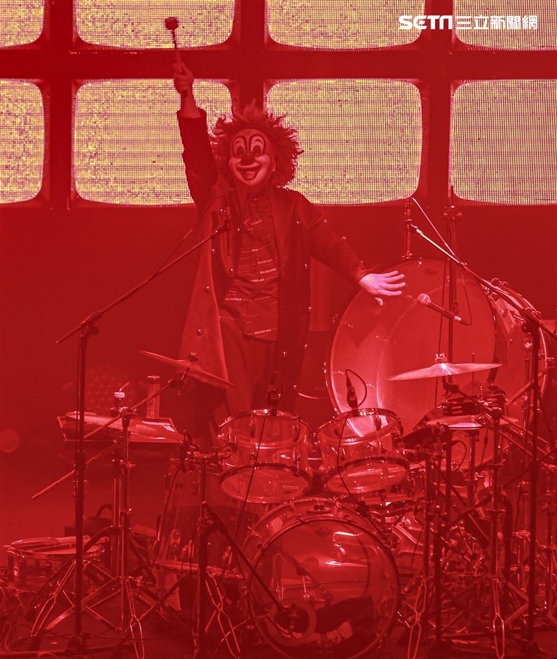 日本搖滾團體「SEKAI NO OWARI」（世界末日）巡迴演唱會台北場。（圖／記者林士傑攝影）