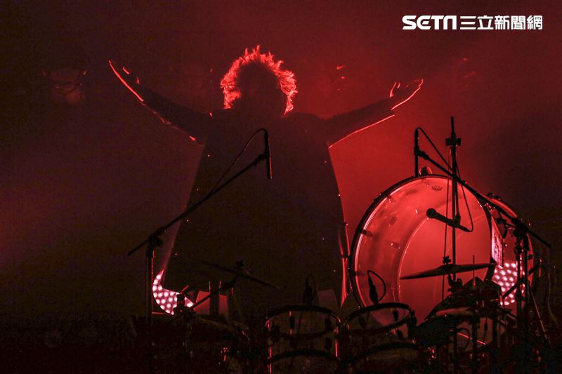 日本搖滾團體「SEKAI NO OWARI」（世界末日）巡迴演唱會台北場。（圖／記者林士傑攝影）