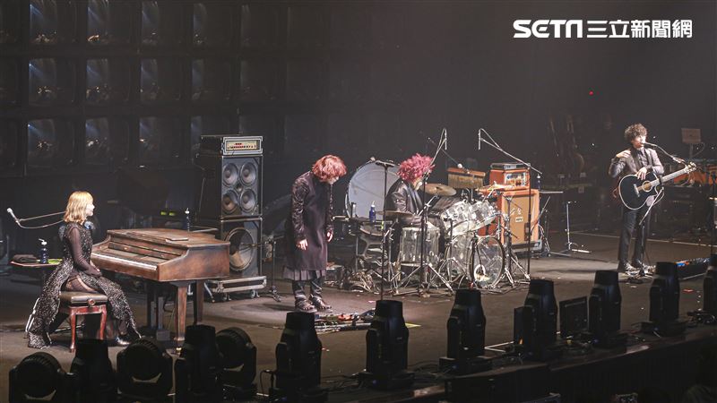 日本搖滾團體「SEKAI NO OWARI」（世界末日）巡迴演唱會台北場。（圖／記者林士傑攝影）