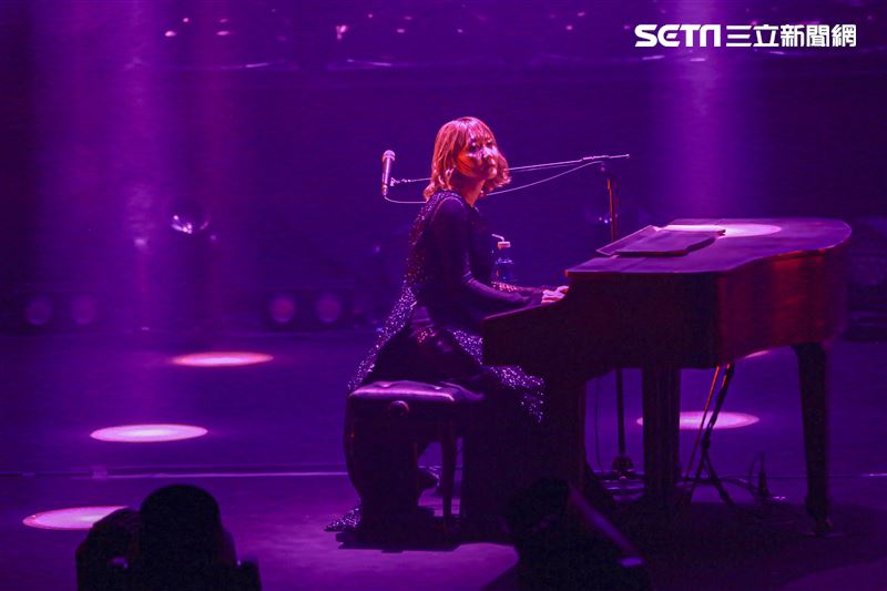 日本搖滾團體「SEKAI NO OWARI」（世界末日）巡迴演唱會台北場。（圖／記者林士傑攝影）