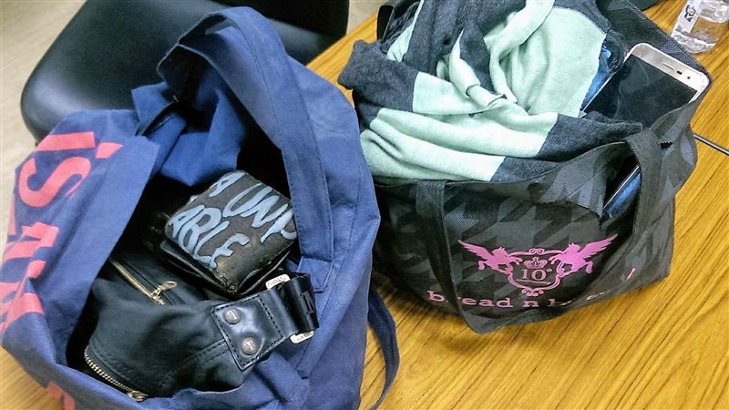 鄒女謊稱放在手提袋內的10萬現金被偷,被依誣告罪起訴,獲判免刑。(示意圖/資料照)