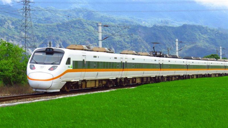 連假沒放夠？秋冬旅遊補助台鐵超好康