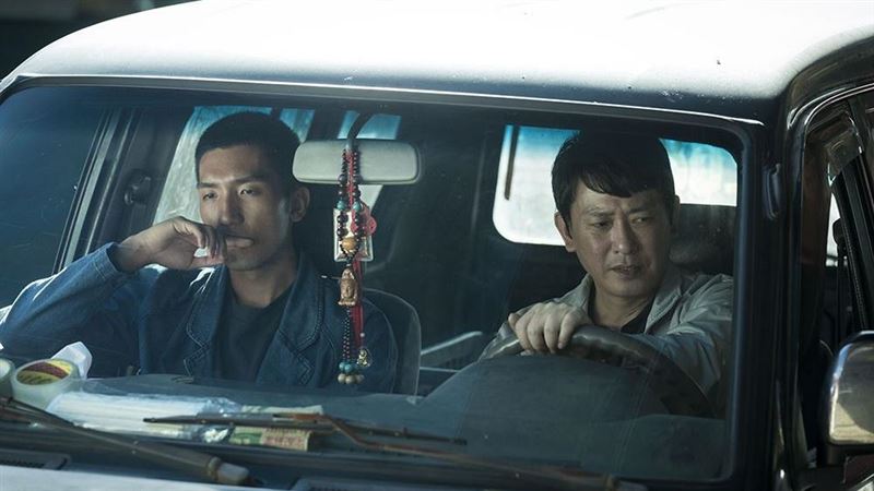 片場突然失火！王識賢曝幕後驚險故事