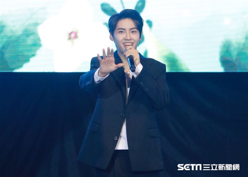 李鎭赫超沒偶像包袱，在現場整個玩開。（圖／記者林聖凱攝影）