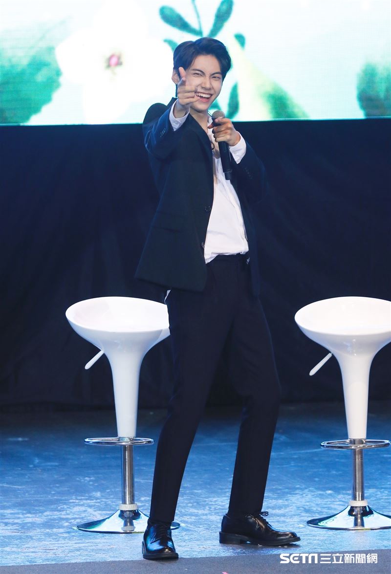 李鎭赫超沒偶像包袱，在現場整個玩開。（圖／記者林聖凱攝影）