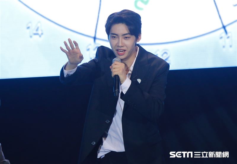 李鎭赫超沒偶像包袱，在現場整個玩開。（圖／記者林聖凱攝影）