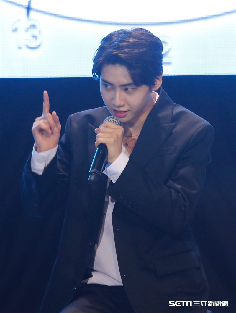 李鎭赫超沒偶像包袱，在現場整個玩開。（圖／記者林聖凱攝影）