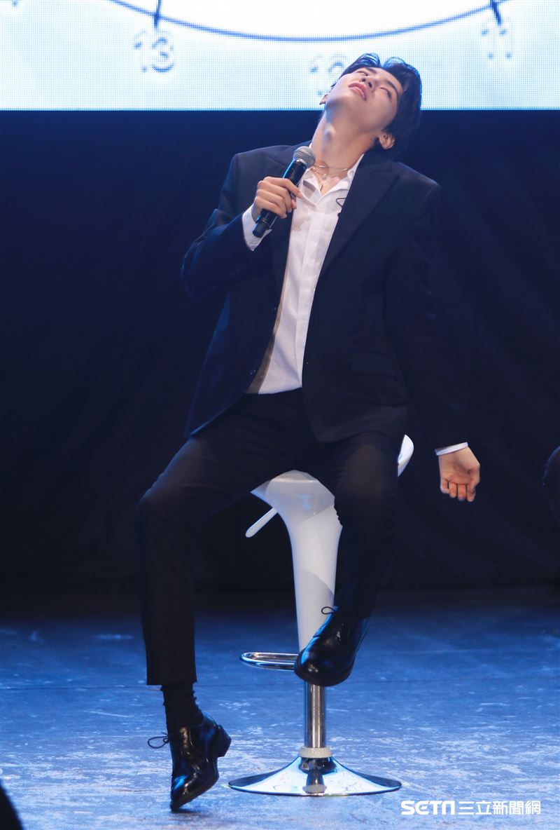 李鎭赫超沒偶像包袱，在現場整個玩開。（圖／記者林聖凱攝影）