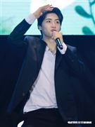 李鎭赫超沒偶像包袱，在現場整個玩開。（圖／記者林聖凱攝影）