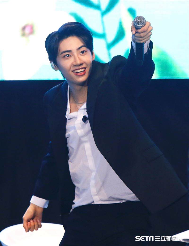 李鎭赫超沒偶像包袱，在現場整個玩開。（圖／記者林聖凱攝影）