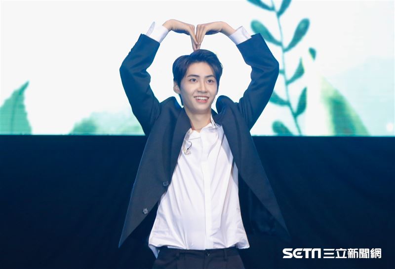 李鎭赫超沒偶像包袱，在現場整個玩開。（圖／記者林聖凱攝影）