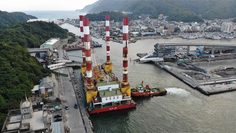 南方澳斷橋今晚切割橋面　盼加速吊離