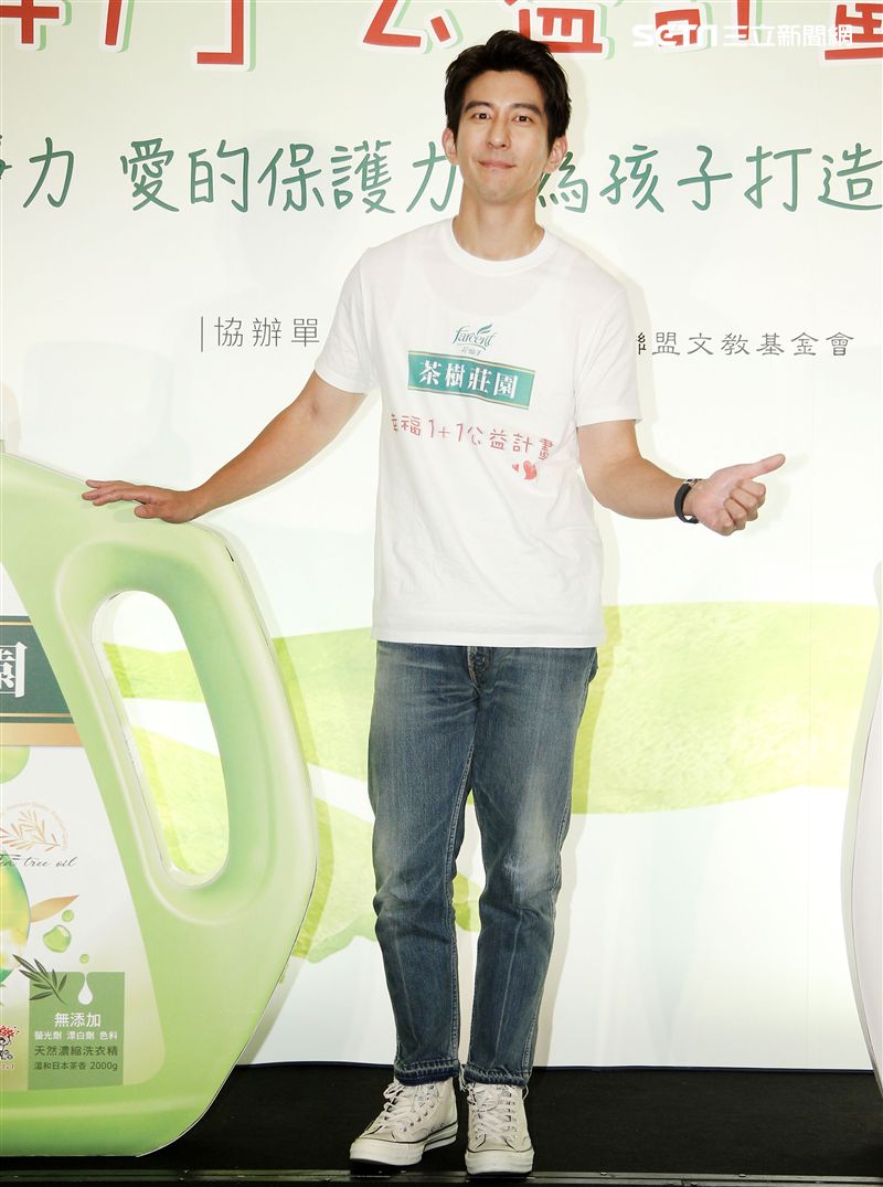 修杰楷揪全民送愛兒福為弱勢兒少打造潔淨家園。（記者邱榮吉/攝影）