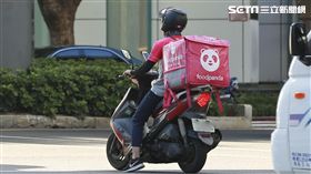 foodpanda外送員。（圖／記者林士傑攝影）