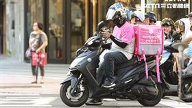 foodpanda外送員。（圖／記者林士傑攝影）