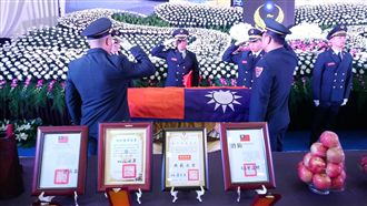 台中2勇消公祭　徐國勇部長頒褒揚令