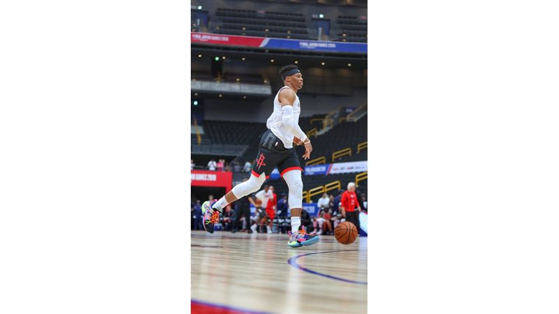 NBA／威少膝蓋遭撞！提前中離訓練