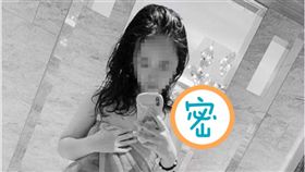 女自拍2裸女入鏡。（圖／翻攝自微博）