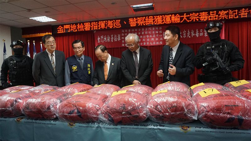 麻黃鹼藏床板　金門史上最大毒案破獲