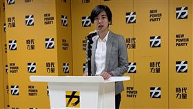 時力決策會　暫緩提名陳志明林鈺傑時代力量秘書長吳佩芸15日在決策委員會會後記者會轉述指出，決策委員會決定台北市第二選區（士林、大同區）提名林鈺傑、新北市第三選區（三重區）提名陳志明立委選區提名案，將暫緩提名。中央社記者郭建伸攝　108年10月15日