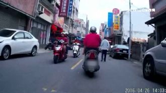 行動電眼揪環保違規！他年賺67萬元