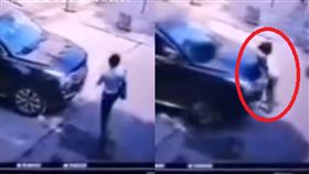 女律師遭轎車加速撞輾亡！夾車底血噴一地喊：救我…顫抖打最後電話給老公（圖／微博）