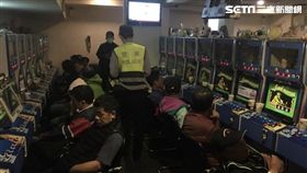台北市萬華分局查緝西寧南路的《卡通尼》電子遊藝場（翻攝畫面）