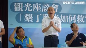 韓國瑜請假三個月，16日南下屏東展開一連串環島行程。韓辦提供