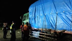 台東縣,釋迦授粉期,生雞糞,試圖闖入,遭攔截,受罰(圖/台東縣政府提供)中央社