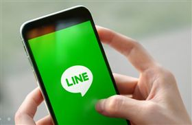 LINE比FB好用？兩派人馬激戰　網直呼：根本不能比 （翻攝自／LINE官網）