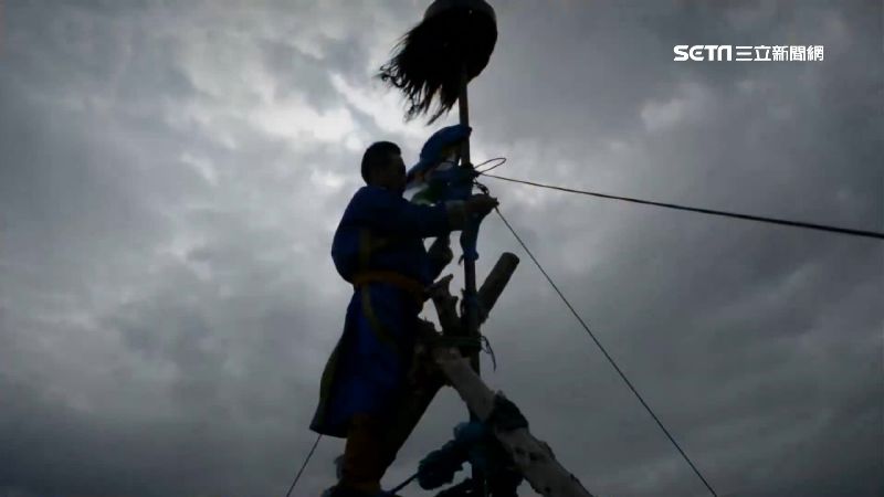 馬背上的民族！蒙古信仰「以火獻祭」