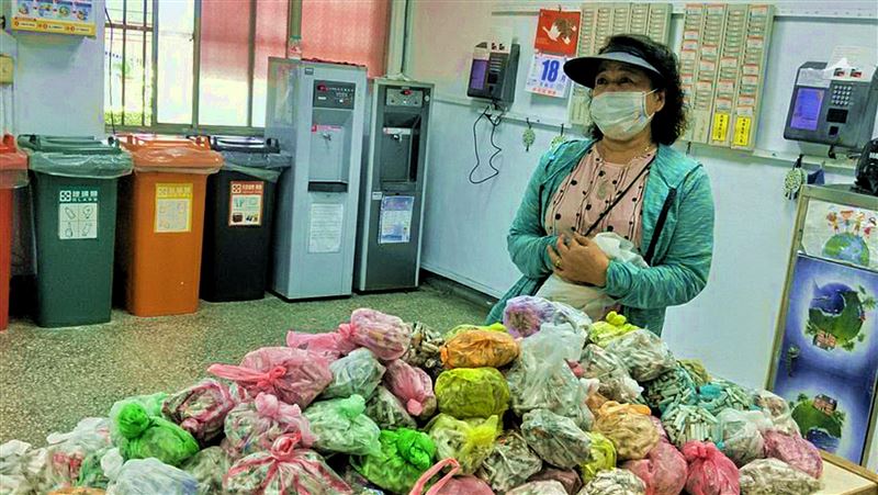 鼓勵民眾撿菸蒂　1個半月清除數萬根