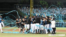 桃猿LAMIGO台灣大賽痛宰中信兄弟
圖／記者王怡翔攝影