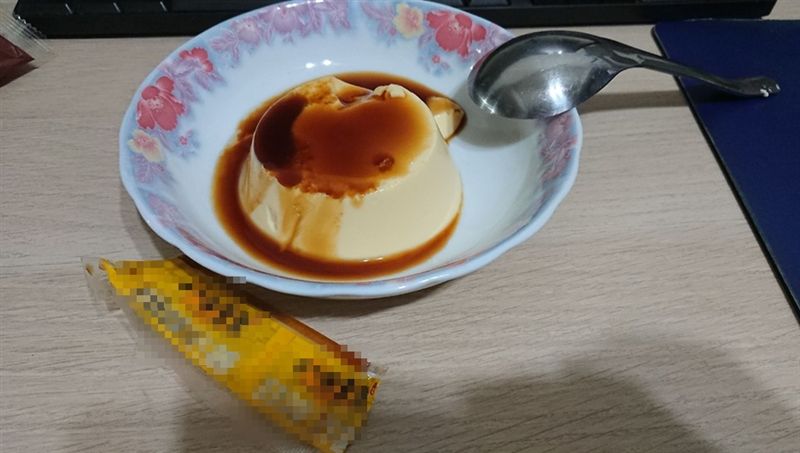 布丁加膏狀糖漿！新滋味曝　網瘋嘗鮮