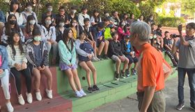 苗栗縣,赴大陸參訪,天候影響,搭機回台,通霄國中小(圖/中央社)