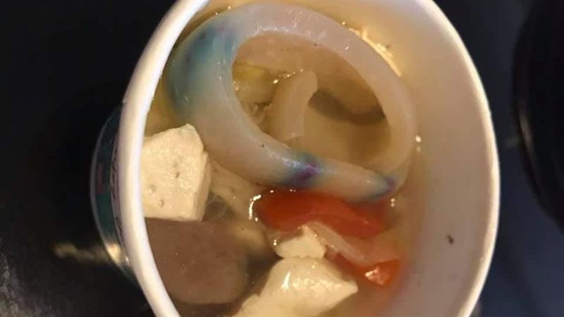 湯內驚見「怪色豬皮」　老饕神揭真相