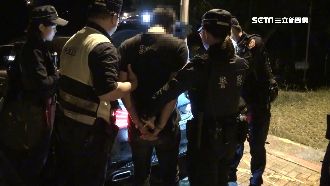 通緝犯見警攔查心虛　丟包3友人落跑
