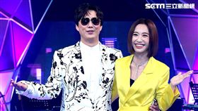 LULU和蕭煌奇搭擋主持台語歌唱綜藝《上奅台灣歌》。圖／華視提供