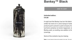 英國塗鴉大師班克西首次開了網路商店，販賣的商品充滿惡趣味，像是有班克西簽名的廢噴漆罐。（圖取自shop.grossdomesticproduct.com）