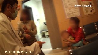 嬤抱發燒孫求救　警飆5.7公里送醫