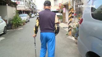 不滿亂停「害繞路中央」翁刮花鄰居車