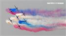 空軍雷虎小組以不同編隊高難度特技操演。（記者邱榮吉/攝影）