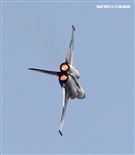 空軍IDF戰機單機性能特技操演。（記者邱榮吉/攝影）